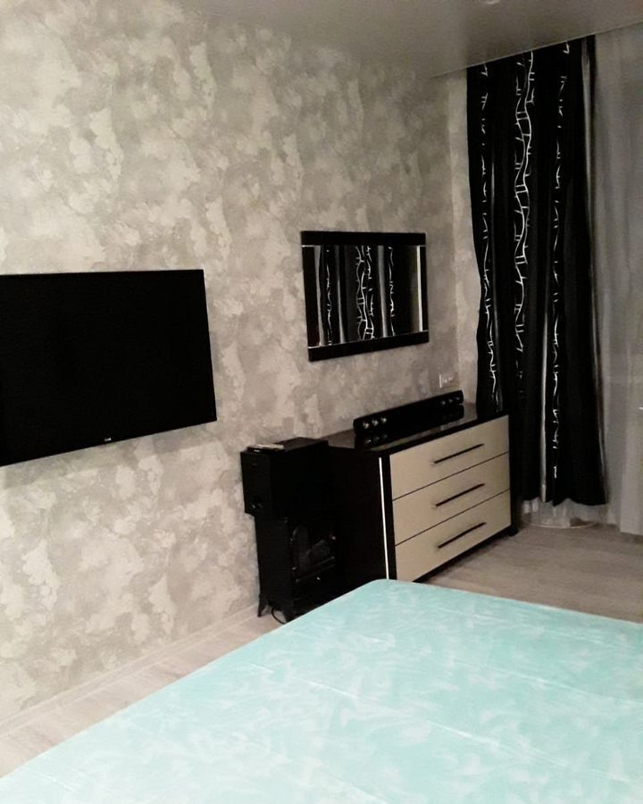 комната г Волгоград р-н Центральный ул Аллея Героев 4 фото 8