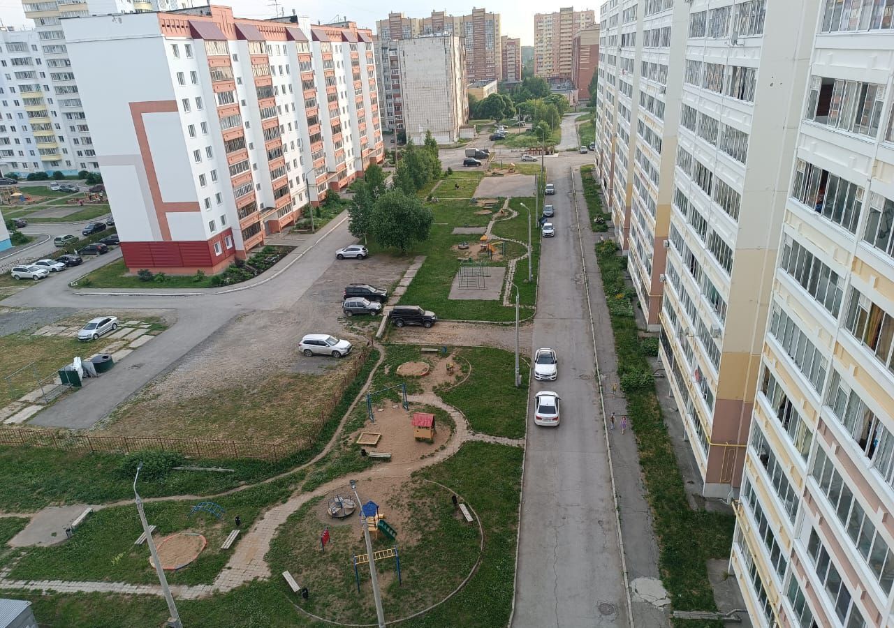 квартира г Пермь р-н Орджоникидзевский ул Генерала Черняховского 57 фото 1