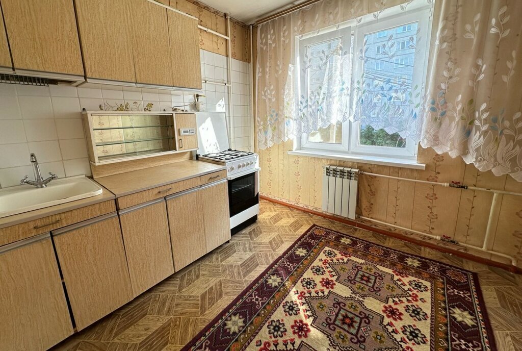 квартира г Омск ул 70 лет Октября 6/1 фото 1
