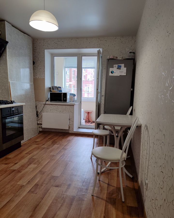 квартира г Тольятти р-н Автозаводский ул Спортивная 53 фото 2