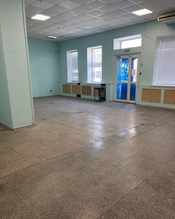торговое помещение г Оренбург р-н Ленинский проезд Газовиков 1 фото 5