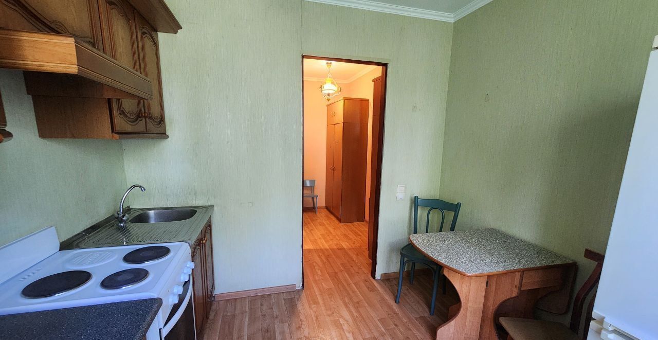 квартира г Тольятти р-н Автозаводский 13 квартал ул 40 лет Победы 112 фото 4