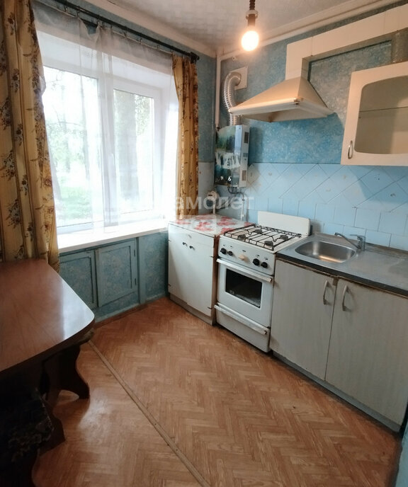 квартира г Энгельс пр-кт Волжский 48а фото 8
