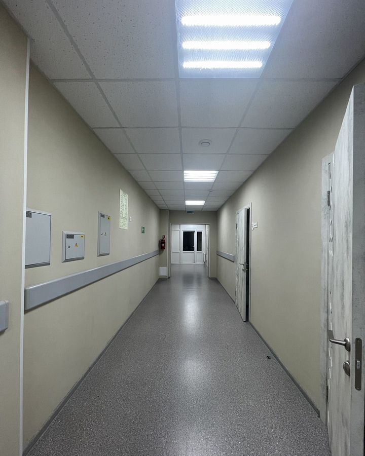 свободного назначения г Уфа р-н Демский ул Генерала Ишбулатова 8/3 фото 12