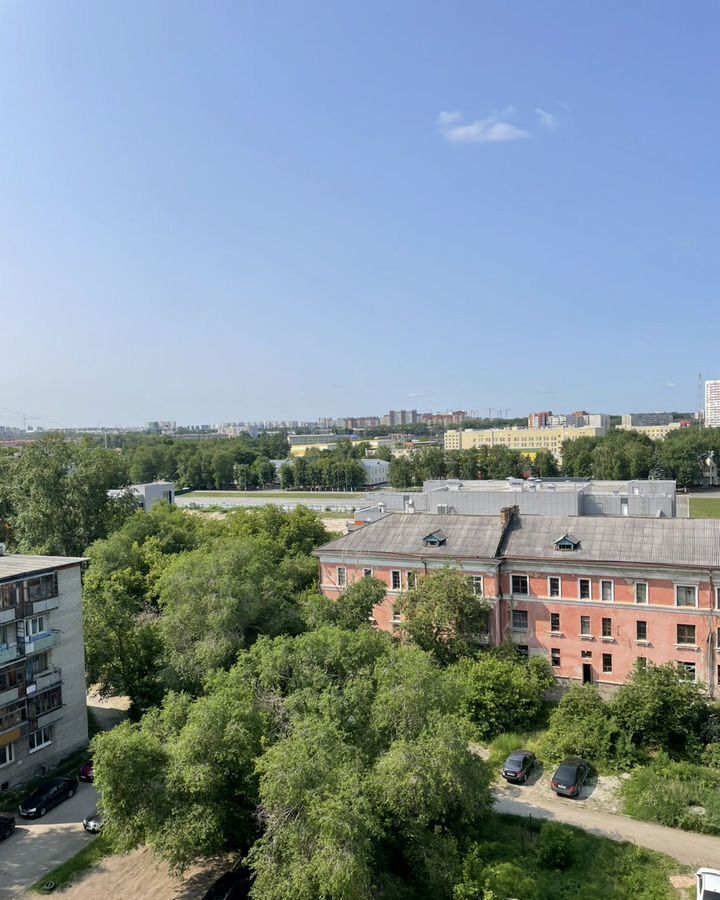 квартира г Тюмень р-н Калининский ул Чернышевского 2а фото 14