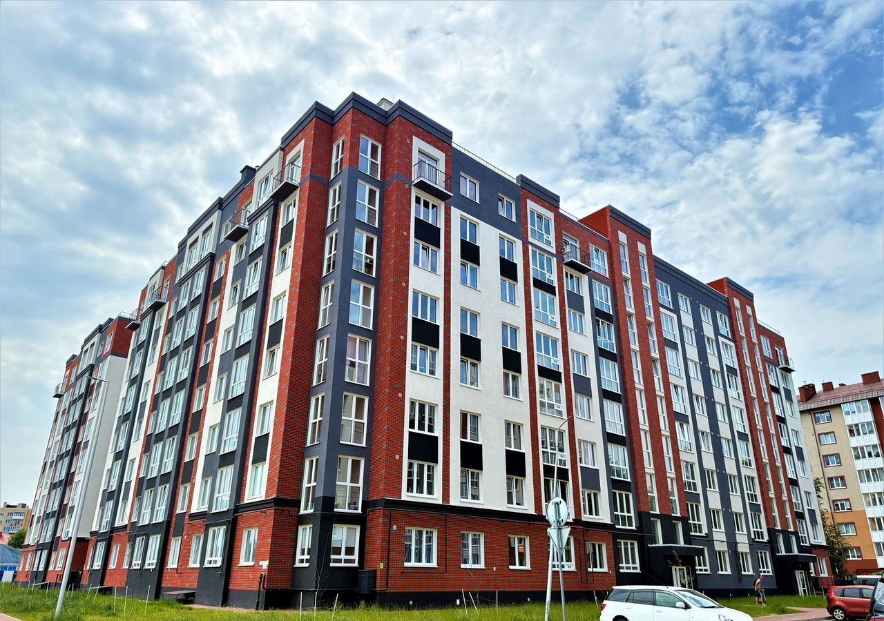 квартира г Калининград р-н Московский ул Коммунистическая 28б фото 1
