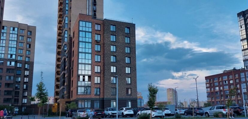 квартира г Тюмень р-н Калининский ул Фармана Салманова 14 фото 23