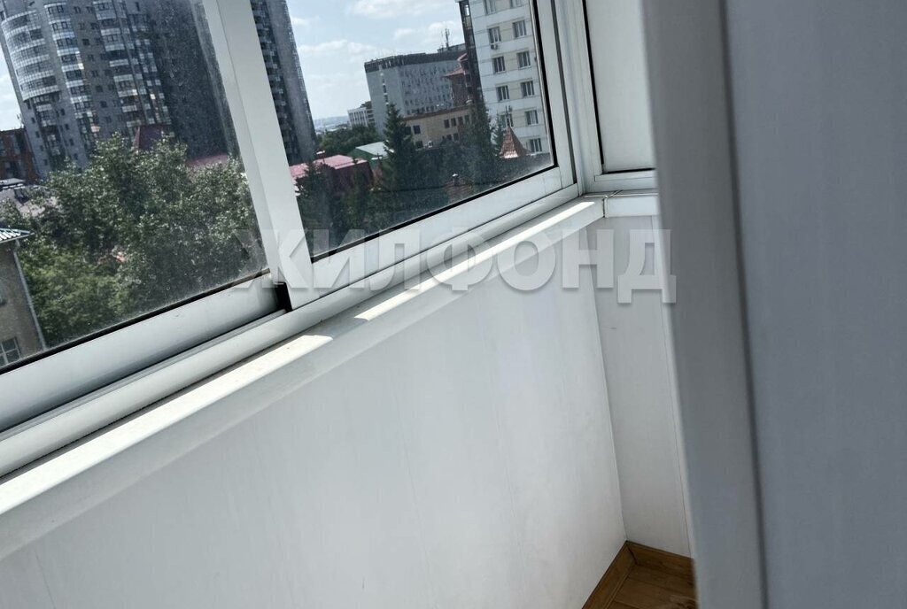 комната г Новосибирск ул Каменская 26 Площадь Ленина фото 2
