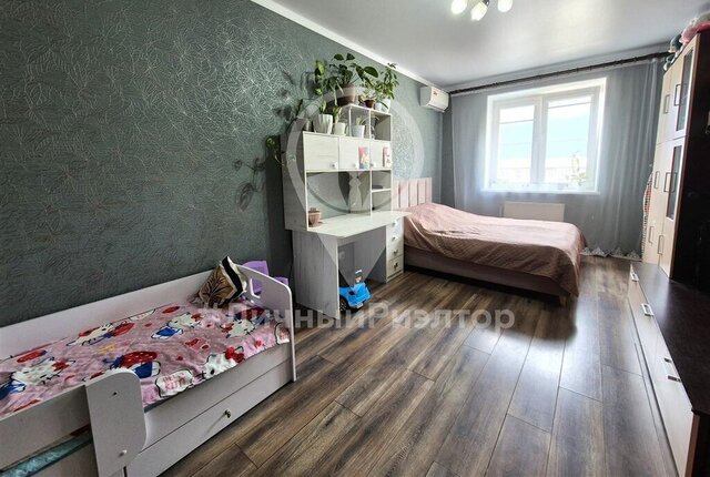 р-н Прикубанский Музыкальный ул им. Сергея Есенина 110к/1 фото