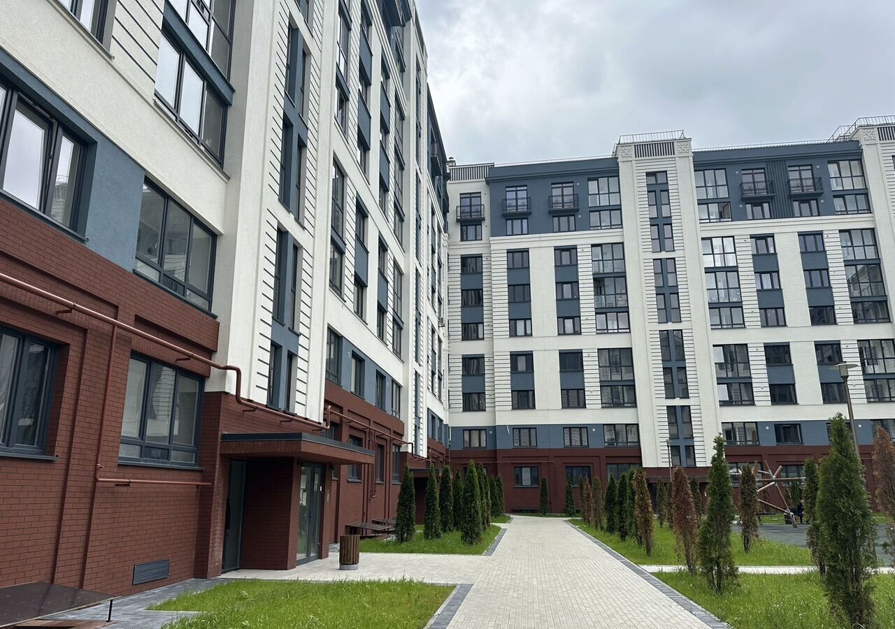 квартира г Калининград р-н Ленинградский ул Героя России Катериничева 7 фото 1