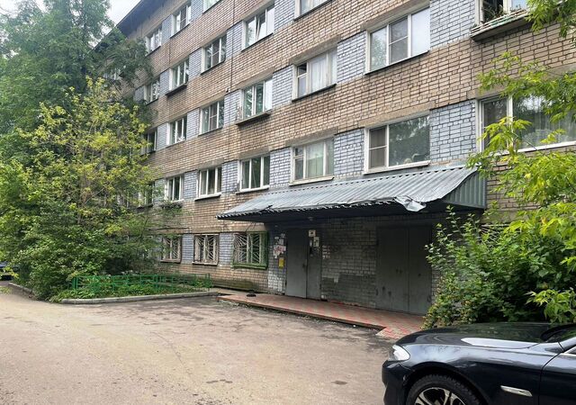 комната р-н Кировский ул Салтыкова-Щедрина 83 фото
