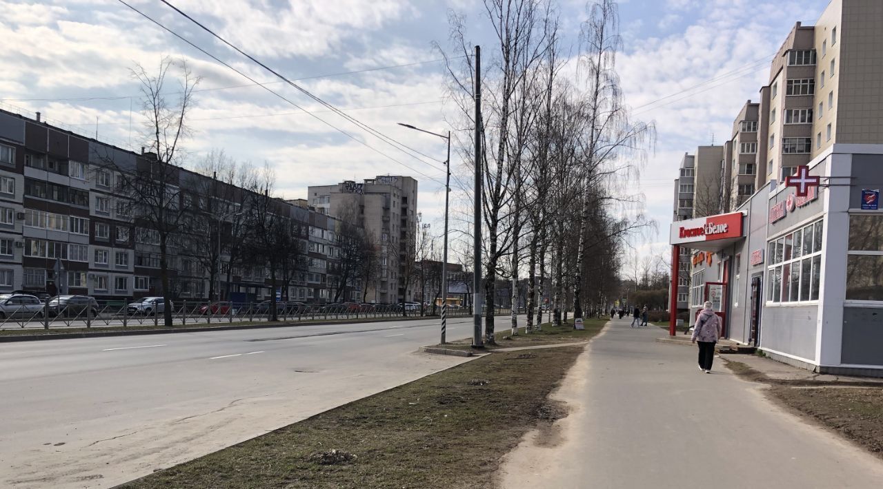 торговое помещение р-н Киришский г Кириши пр-кт Героев 19а фото 4