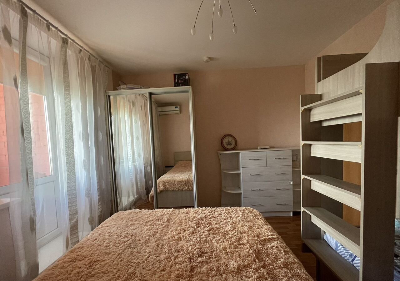 квартира г Челябинск р-н Тракторозаводский ул Салютная 10 фото 8