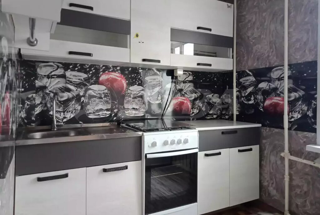квартира г Курган ул Томина 110 фото 2