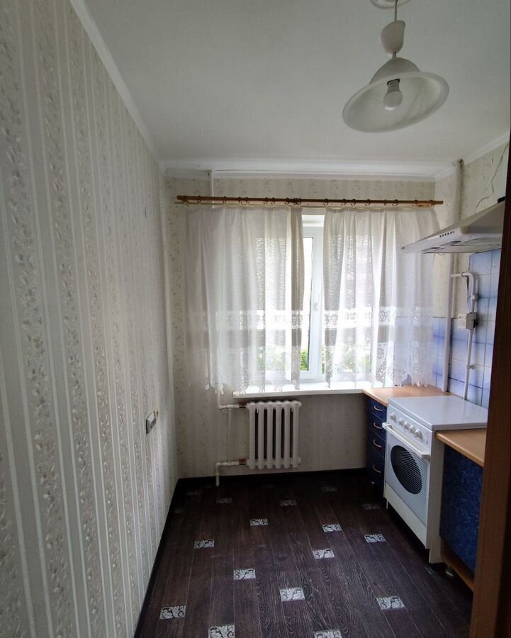 квартира г Омск р-н Центральный ул Арнольда Нейбута 64 фото 2