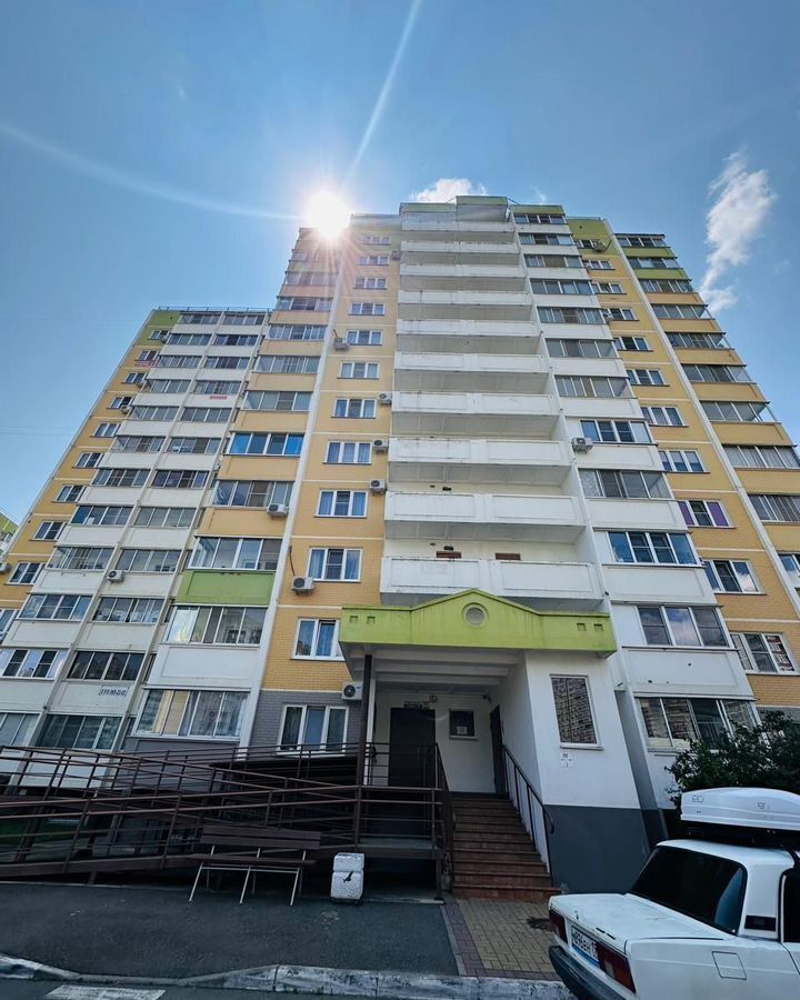 квартира г Краснодар р-н Карасунский ул им. Валерия Гассия 14 фото 1