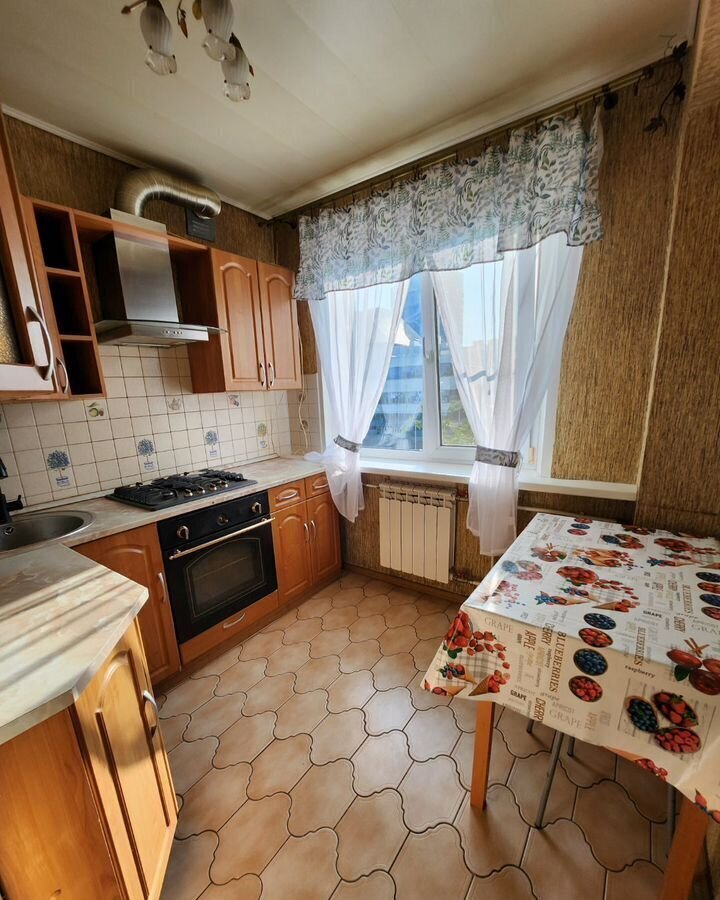 квартира г Калуга р-н Октябрьский ул Баррикад 137 фото 4