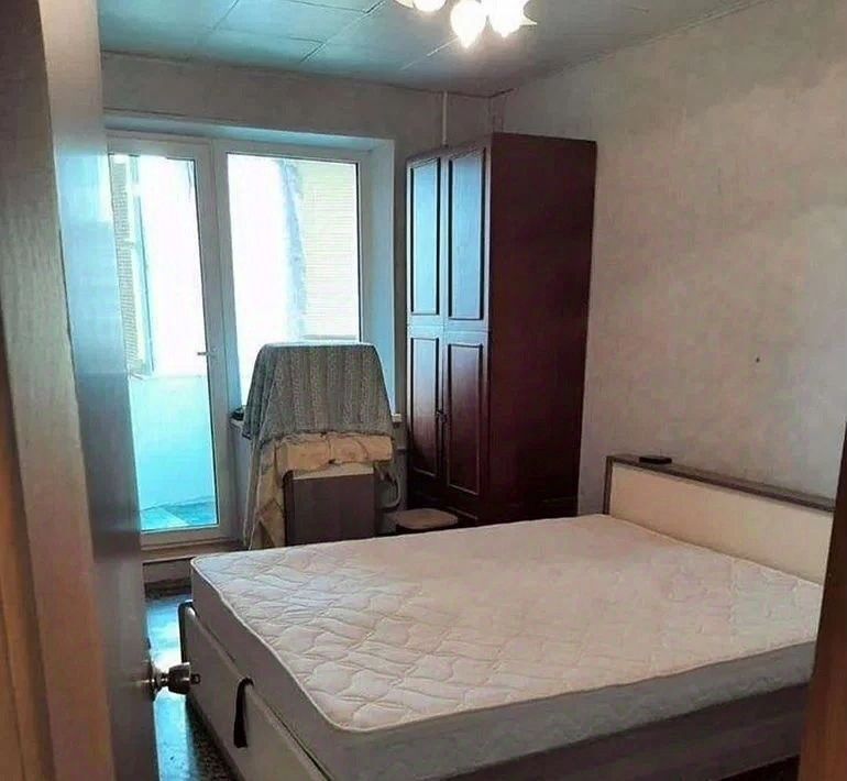 квартира г Волгоград р-н Дзержинский ул 8-й Воздушной Армии 40 фото 1