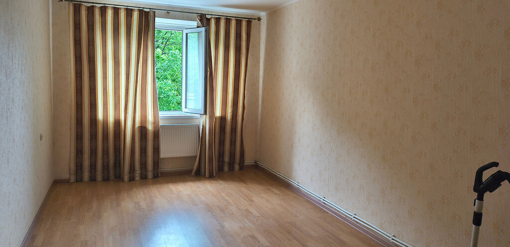 квартира г Белгород ул Есенина 50в фото 2