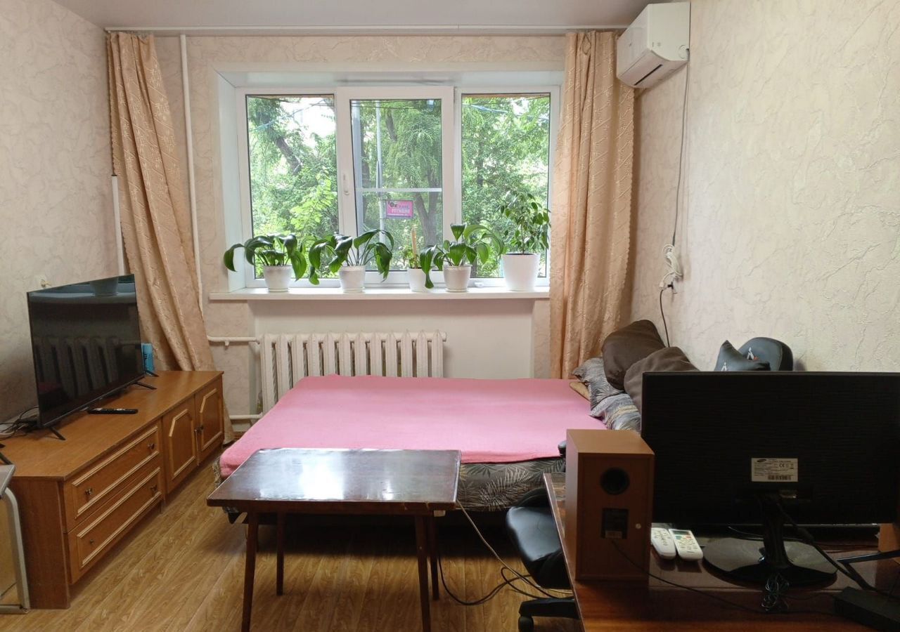 квартира г Волгоград р-н Дзержинский ул Качинцев 122 фото 1