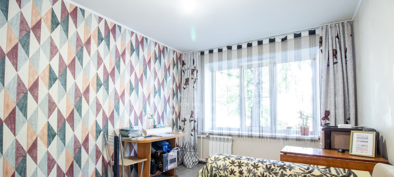 квартира г Томск 2-й м-н, Ивана Черных, 95/1 фото 1