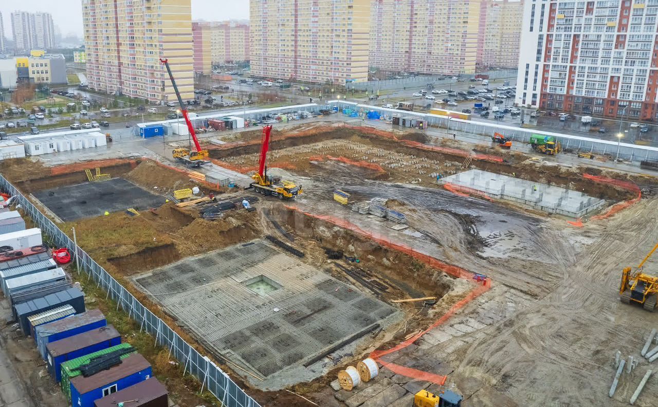 квартира г Тюмень р-н Калининский ул Василия Подшибякина 7 фото 20