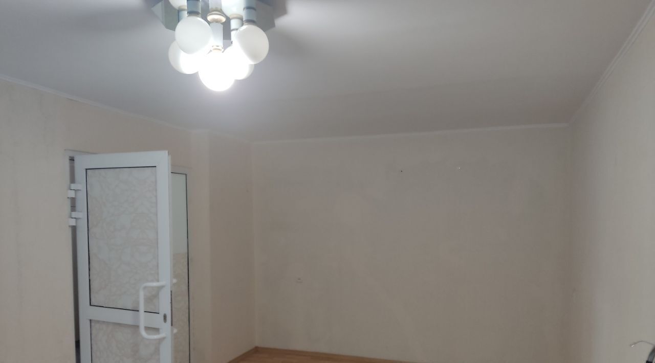 квартира г Тольятти р-н Автозаводский ул Свердлова 30 фото 6