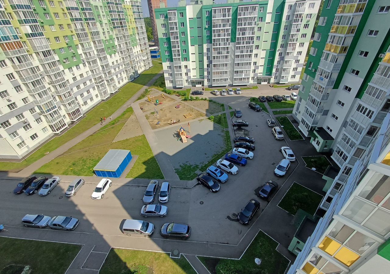 квартира г Кемерово р-н Заводский пр-кт Молодежный 25 фото 16