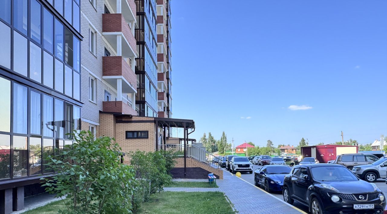 квартира г Омск р-н Кировский ул. Б. Г. Шаронова, 23 фото 18