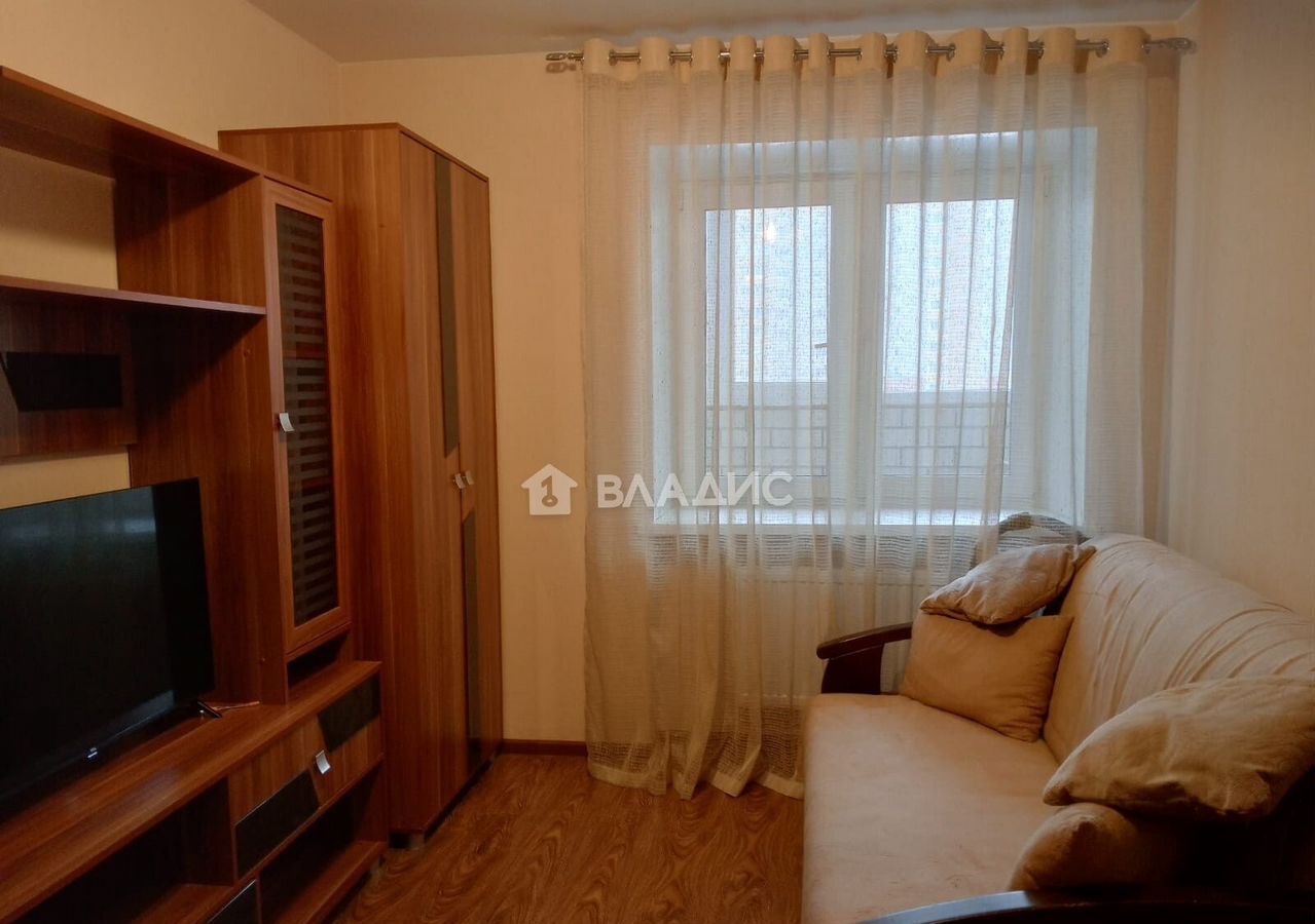квартира г Тобольск 7-й мкр-н, 49А фото 1