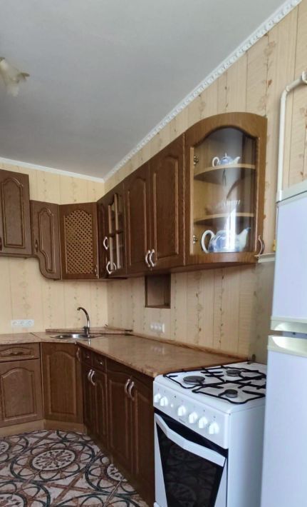 гараж г Алушта ул Виноградная 26/72 фото 3