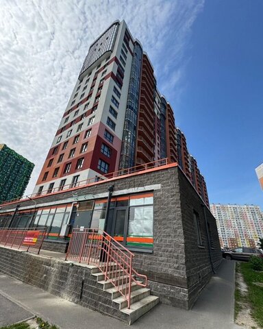 метро Комендантский Проспект дом 57к/1 фото