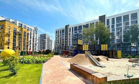 квартира г Брянск р-н Советский ул им. О.С. Визнюка 18 фото 3