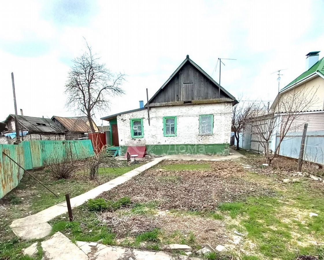 дом г Волжский поселок Рабочий ул Саратовская фото 1