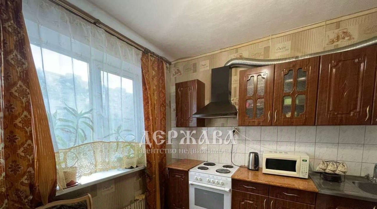 квартира г Старый Оскол Восточный микрорайон 12 фото 1