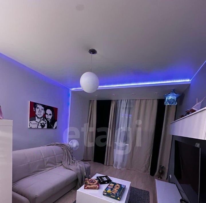 квартира г Новый Уренгой микрорайон Юбилейный 2/2А фото 3