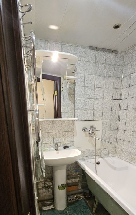 квартира г Ижевск р-н Устиновский ул им Сабурова А.Н. 13а фото 10