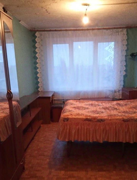 комната г Старый Оскол микрорайон Молодогвардеец 1 фото 1