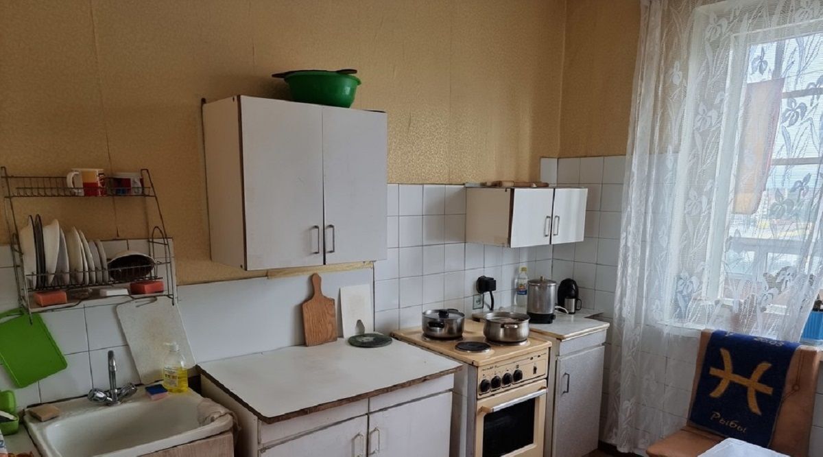 комната г Омск р-н Кировский ул Рокоссовского 18/1 фото 4