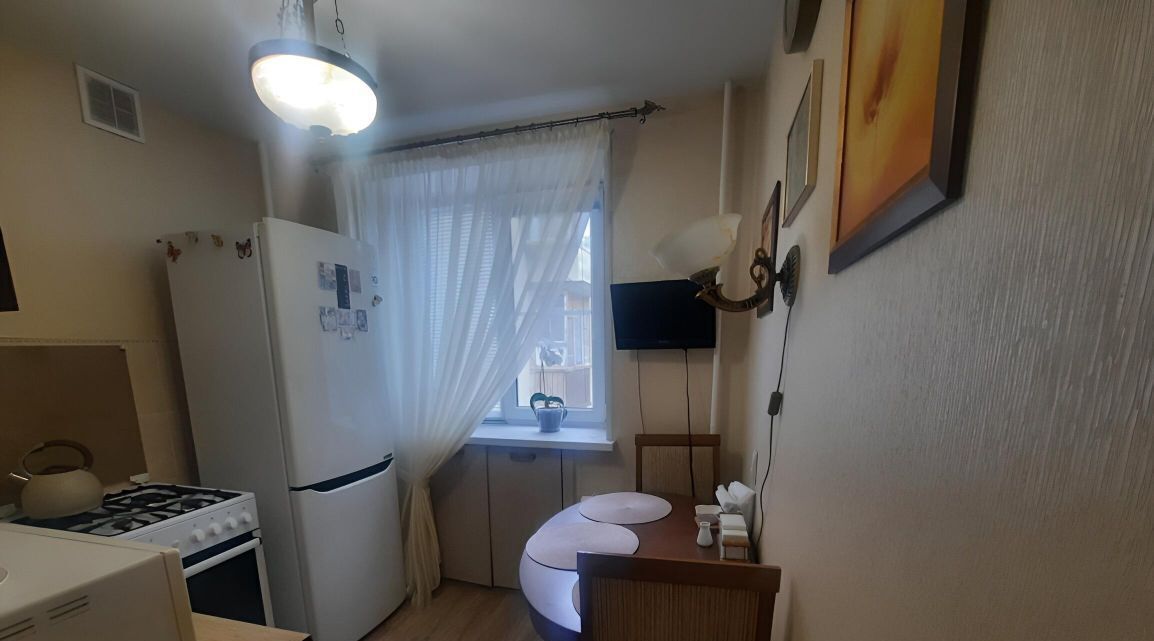 квартира г Волгоград р-н Тракторозаводский ул им. Дегтярева 37 фото 10
