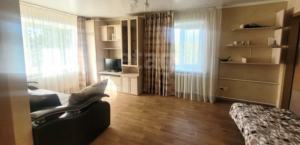 квартира г Брянск рп Радица-Крыловка Бежицкий район ул Молодой Гвардии 31а фото 1