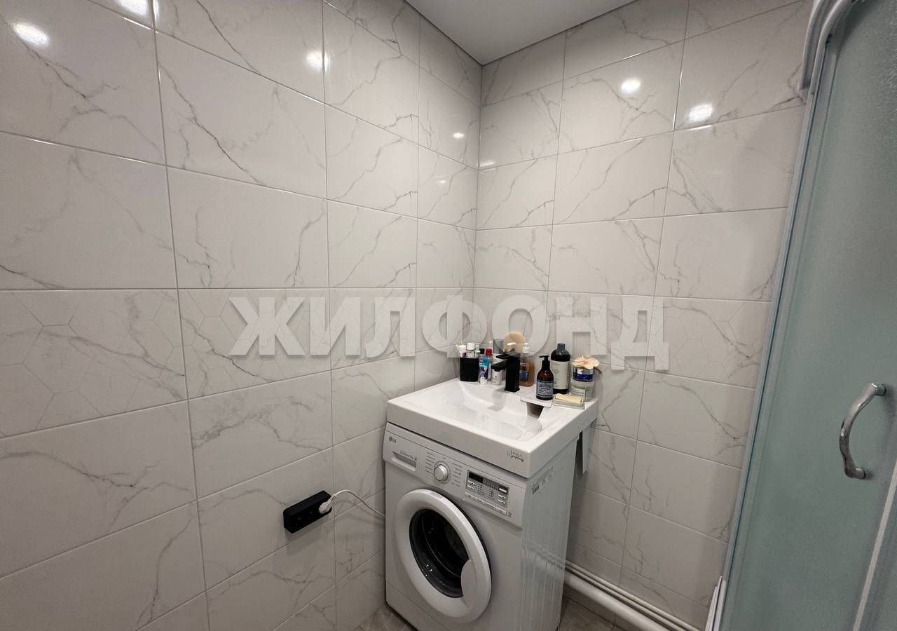 квартира г Новосибирск ул Сибиряков-Гвардейцев 58/1 Площадь Маркса фото 6