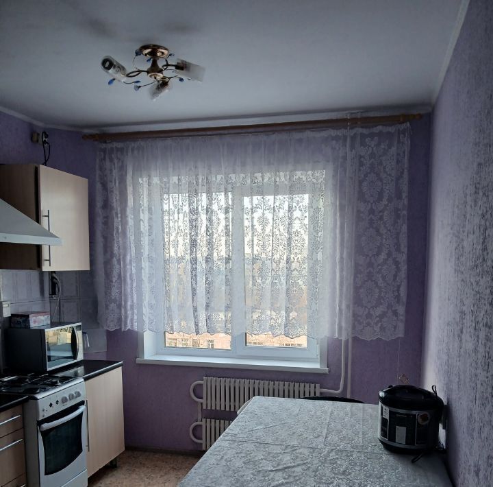 квартира г Омск р-н Кировский ул Дианова 6 фото 3
