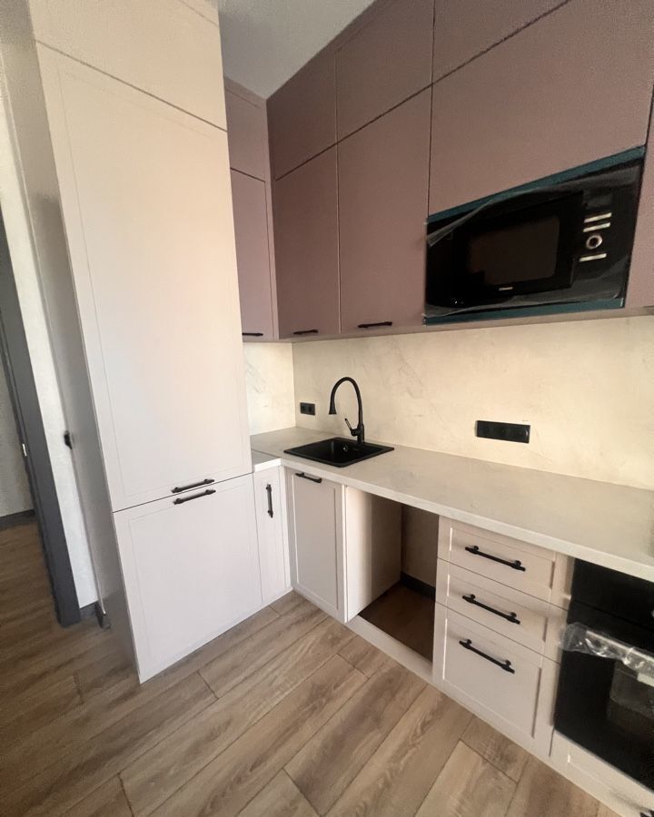 квартира г Красноярск р-н Советский ул Авиаторов 18 фото 2