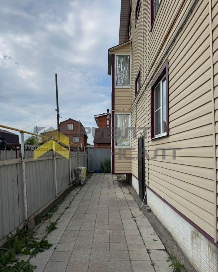 квартира г Омск р-н Центральный ул 21-я Северная 43б фото 20