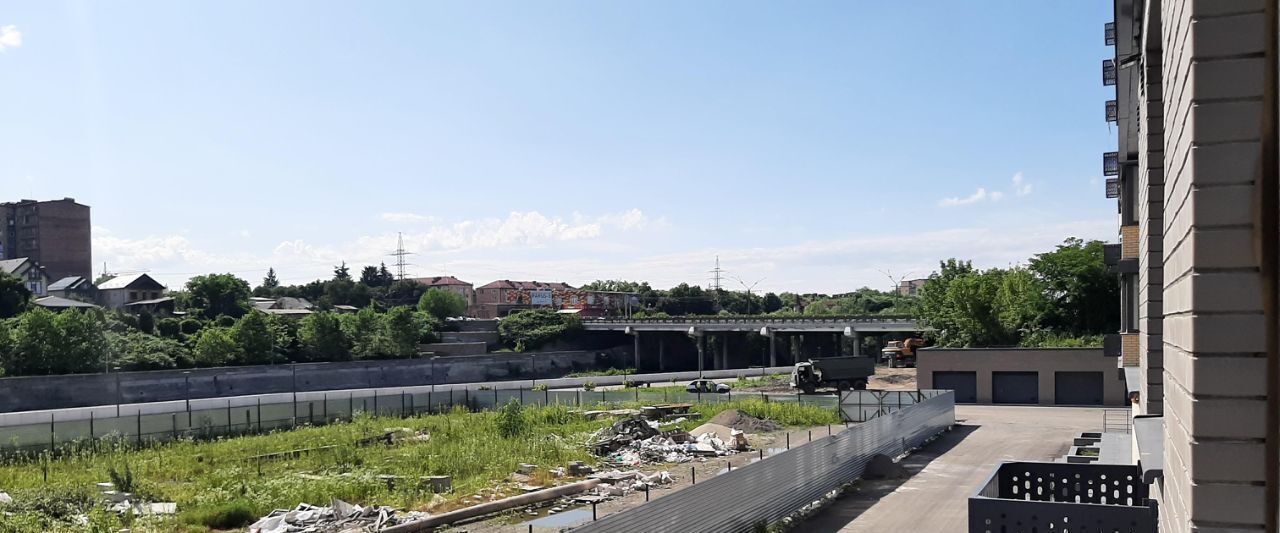 квартира г Владикавказ р-н Промышленный ул Курская 1д фото 5