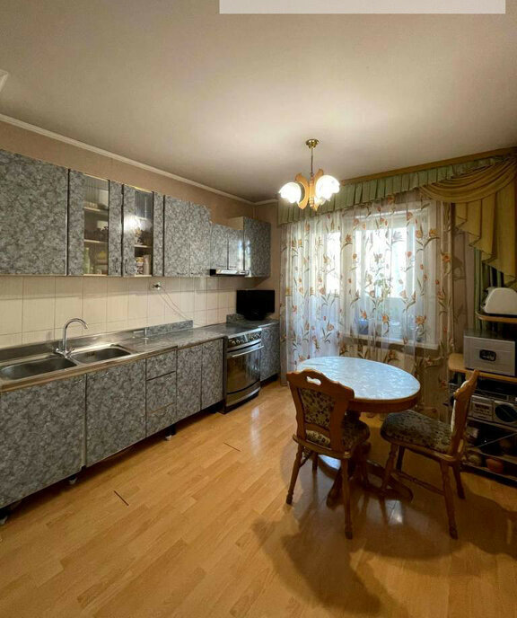 квартира г Южно-Сахалинск ул Ленина 327а фото 1