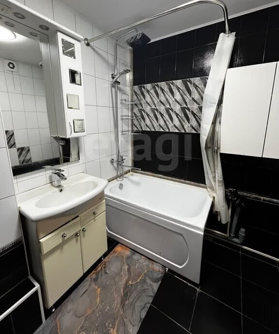 квартира г Петропавловск-Камчатский ул Петра Ильичева 56 фото 18