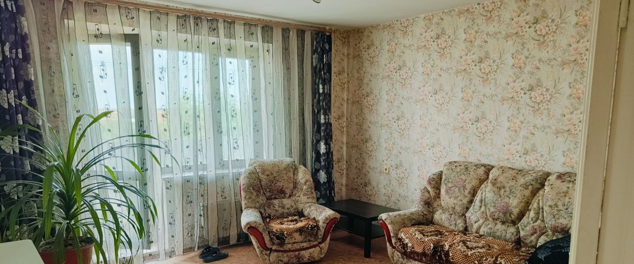 квартира г Омск р-н Центральный ул Тарская 261к/1 фото 1