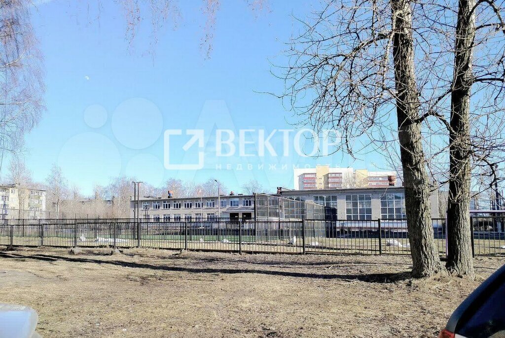 квартира г Ярославль ул Нефтяников 32 фото 21